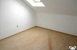 De vanzare apartament la mansarda  cu 3 camere, 55 mp, la 5 minute de Gara