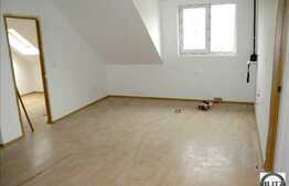 De vanzare apartament la mansarda  cu 3 camere, 55 mp, la 5 minute de Gara