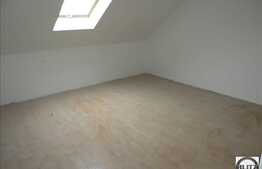 Apartament la mansarda de vanzare cu 2 camere, 39 mp, la 5 minute de Gara