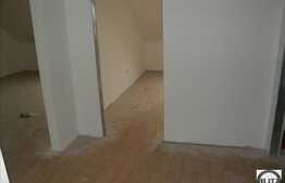 Apartament la mansarda de vanzare cu 2 camere, 39 mp, la 5 minute de Gara