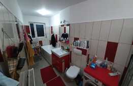 Apartament la casa, 3 camere, 90 mp, situat in centrul vechi al Brasovului