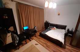 Apartament la casa, 3 camere, 90 mp, situat in centrul vechi al Brasovului