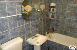 Apartament 1 camera de vanzare,  decomandat, cu gradina de 35 mp