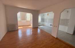 Apartament 3 camere zona Astra, ideal pentru investitie