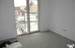 Apartament 3 camere de vanzare, la 5 minute de Gara. Semifinisat!