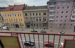 Apartament cu 3 camere, semidecomandat, 55 mp, zona strazii Horea