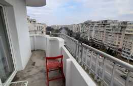 Apartament cu 3 camere, semidecomandat, 80 mp, zona strazii Calea Floresti