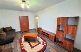 Apartament cu 3 camere, decomandat, 70 mp, zona strazii Tasnad