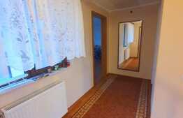 Casa individuala, curte generoasa, zona linistita!