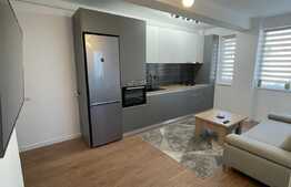 Apartament de lux, parcare, lift, etaj intermediar, zona Terra