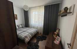 Apartament de lux, parcare, lift, etaj intermediar, zona Terra