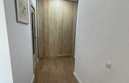 Apartament de lux, parcare, lift, etaj intermediar, zona Terra