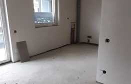 Apartament 2 camere, balcon, semifinisat! Zona strazii Eroilor!