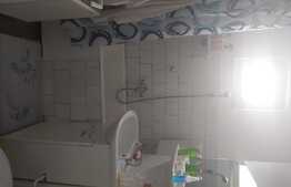 Apartament luminos, decomandat, 2 camere, Zona Astra