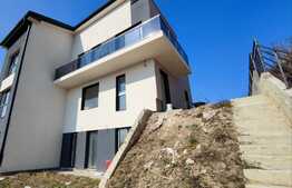 Duplex de vanzare, cu panorama spre centru, orientare Sudica!