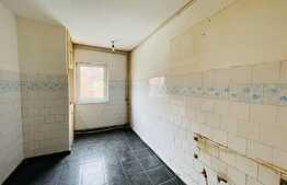 Apartament 4 camere, 78 mp, zona centrala 