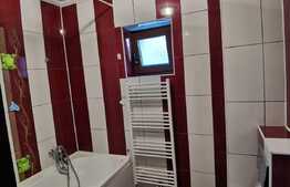 Oportunitate, PARCARE INCLUSA ! Apartament 3 camere , 65 mp , decomandat , zona Regal , Baciu