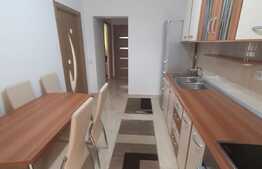 Renovat, decomandat, 2 balcoane, etaj intermediar, parcare, zona Porii