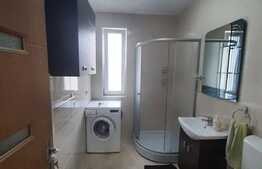 Renovat, decomandat, 2 balcoane, etaj intermediar, parcare, zona Porii