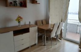 Apartament 2 camere, decomandat, zona Avangarden 3