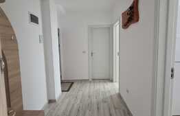 Apartament 2 camere decomandat, 53 mp, mobilat, utilat și parcare în zona Ghimbav!