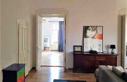 Apartament Ultracentral, 4 camere, tavan inalt, zona Piata Mihai Viteazu