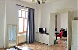 Apartament Ultracentral, 4 camere, tavan inalt, zona Piata Mihai Viteazu