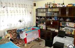 De vanzare apartament 1 camera, 28 mp, zona strazii Primaverii. Boxa inclusa!