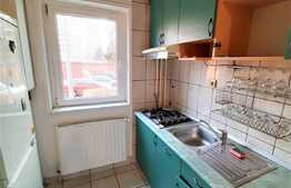 3 camere, decomandat, 70 mp, zona strazii Ion Mester