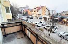 3 camere, decomandat, 70 mp, zona strazii Rapsodiei