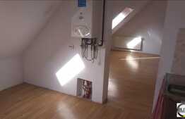 Mansarda de vanzare, 1 camera, 35 mp, decomandata! Zona strazii Porii!