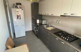 Apartament 3 camere, 64 m2, etaj intermediar, orientat Sud cu parcare, zona Regal, Baciu