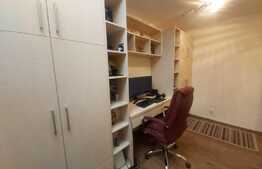 Apartament 3 camere, 47mp, decomandat, zona strazii Busteni