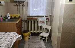 Apartament 4 camere, decomandat, etaj intermediar, zona Complex Diana