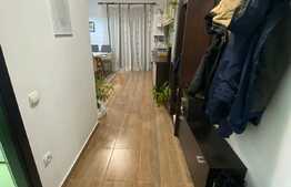 Apartament cu 3 camere, 52 mp, parcare, etaj intermediar, zona Porii