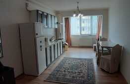 Apartament 3 camere, 67 mp, zona Florilor, loc de parcare