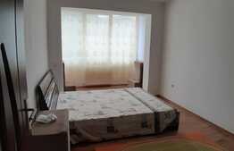 Apartament 3 camere, 67 mp, zona Florilor, loc de parcare