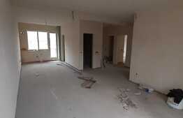 Apartament 3 camere, 82 mp, 5 balcoane, zona Vivo!