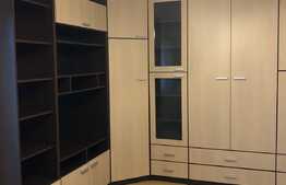 2 camere decomandate, 55 mp, 2 balcoane, parcare, zona strazii Lunii