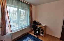 Apartament 3 camere, 58 mp, parcare, zona Florilor