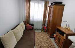 Apartament 3 camere, 61 mp, parcare, zona Vivo