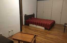 Apartament cu o camera, decomandat, parcare, CF inclusa in pret, in zona Strazii Teodor Mihali