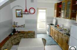 De vanzare 2 camere, 56 mp utili, loc parcare si boxa, zona Piata Marasti!