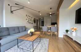 Apartament finisat lux, 2 camere, balcon, parcare Scala Center