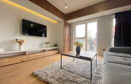 Apartament finisat lux, 2 camere, balcon, parcare Scala Center