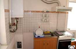 Apartament cu 3 camere,  terasa de 9 mp, zona magazinul Oncos, garaj individual