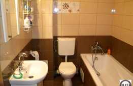 Apartament cu 3 camere,  terasa de 9 mp, zona magazinul Oncos, garaj individual