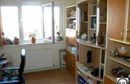 De vanzare apartament 3 camere decomandate, 65 mp, zona strazii Campului