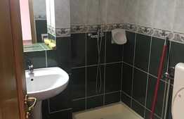 4 camere, 85 mp, parcare, zona strazii Nirajului