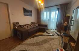 Apartament 2 camere, 44 mp, semidecomandat, etaj intermediar, zona Hermes